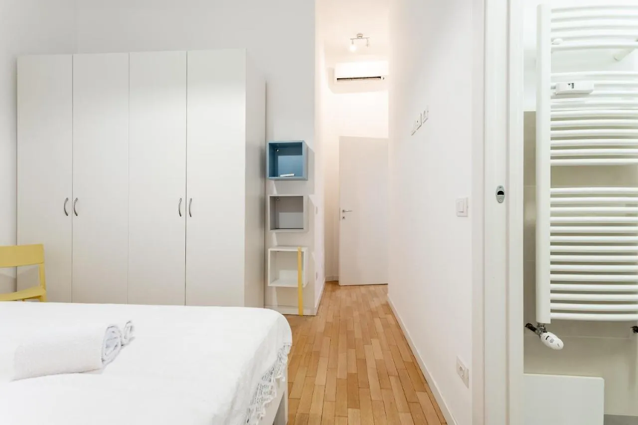 Co99 - Modern Two Bedrooms Apartment In Castello Cova Milan
