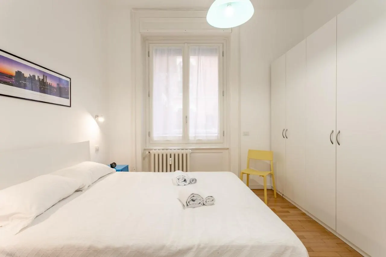 Co99 - Modern Two Bedrooms Apartment In Castello Cova Milan