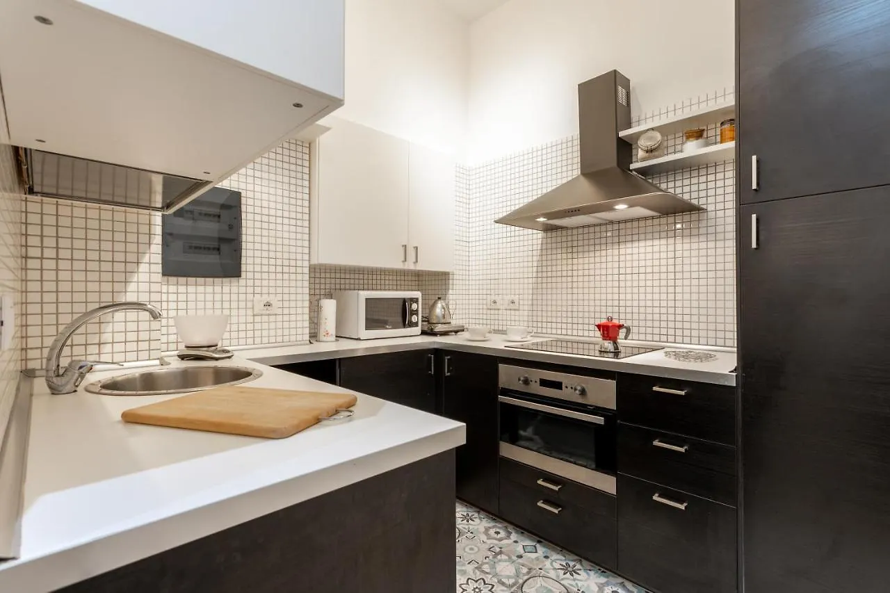 Co99 - Modern Two Bedrooms Apartment In Castello Cova Milan
